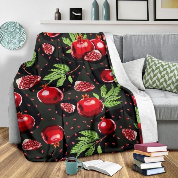 Love Fruit Pomegranate Pattern Print Design Fleece Blanket - Image 3